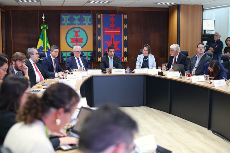 20-05-2026 - O ministro da Educação, Leonardo Barchini, durante apresentação dos resultados da PND e Enade das 
Licenciaturas de 2025. Foto: Fábio Nakakura/Ministério da Educação