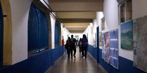 IBGE Revela que 40% dos Adolescentes Sofrem Bullying nas Escolas